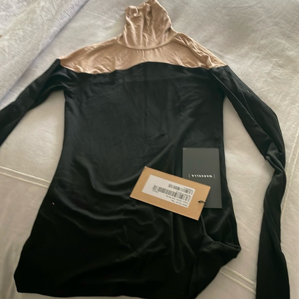 Marcella long sleeved turtle neck knit jersey top